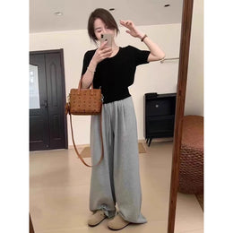 Women Black Round Neck Ribbed Top