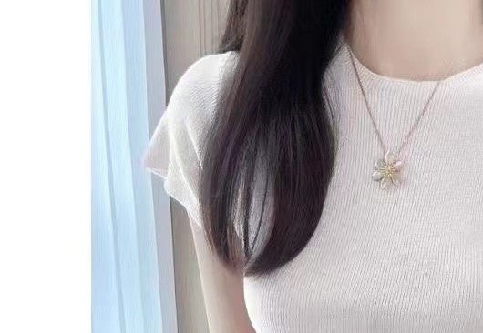 Ribbed Round Neck Top