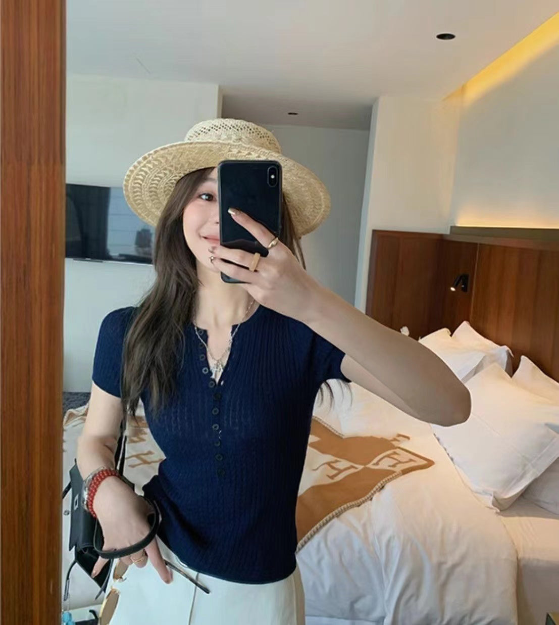 Women Navy Ribbed V-Neck Top