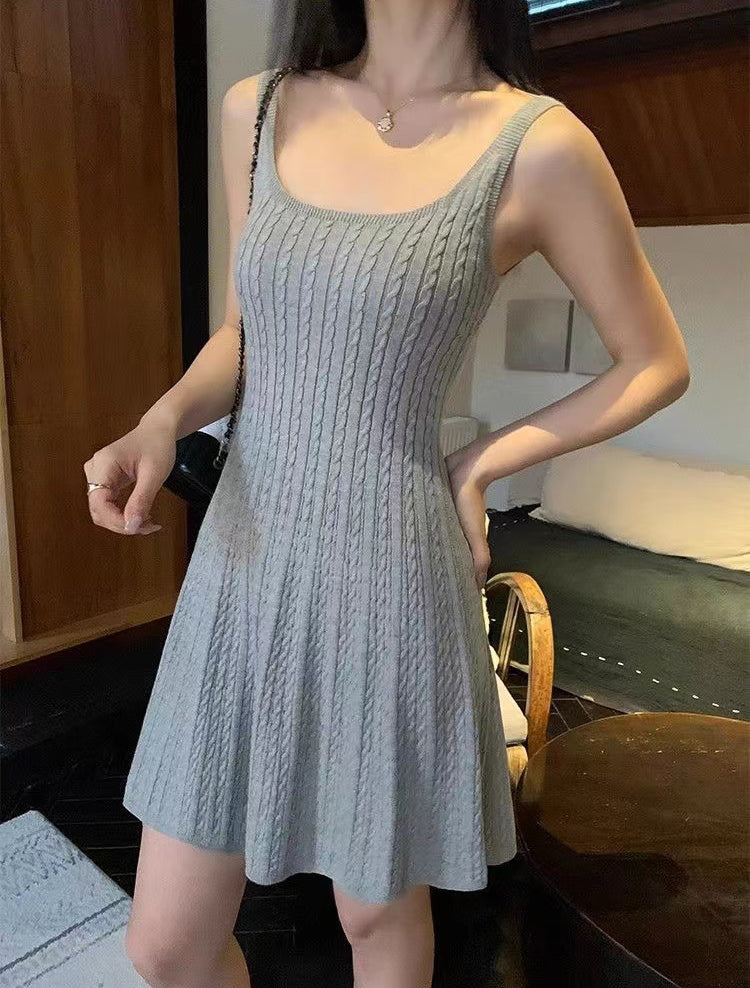 Women Solid Sheath Dress