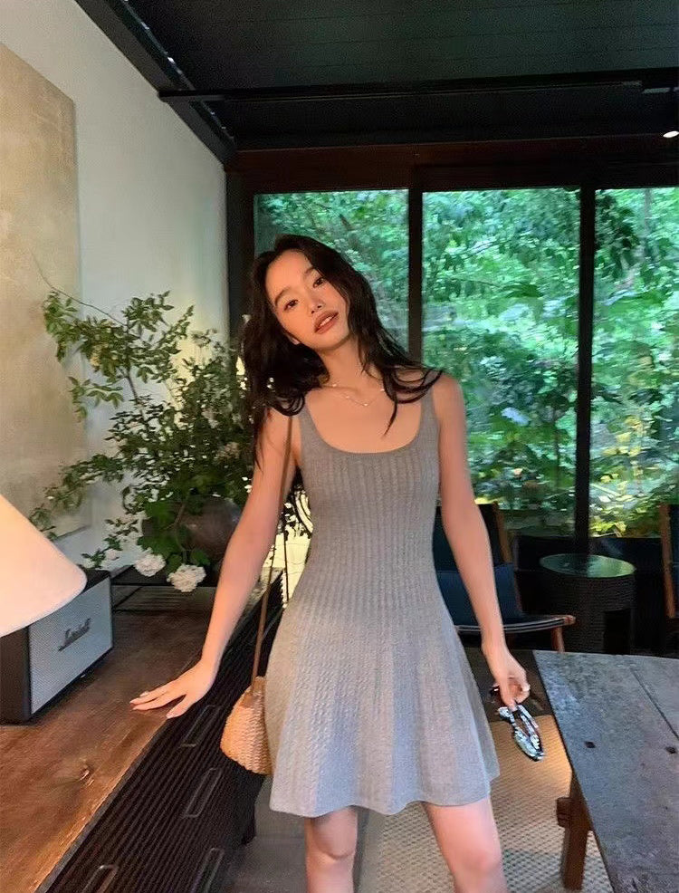 Women Solid Sheath Dress