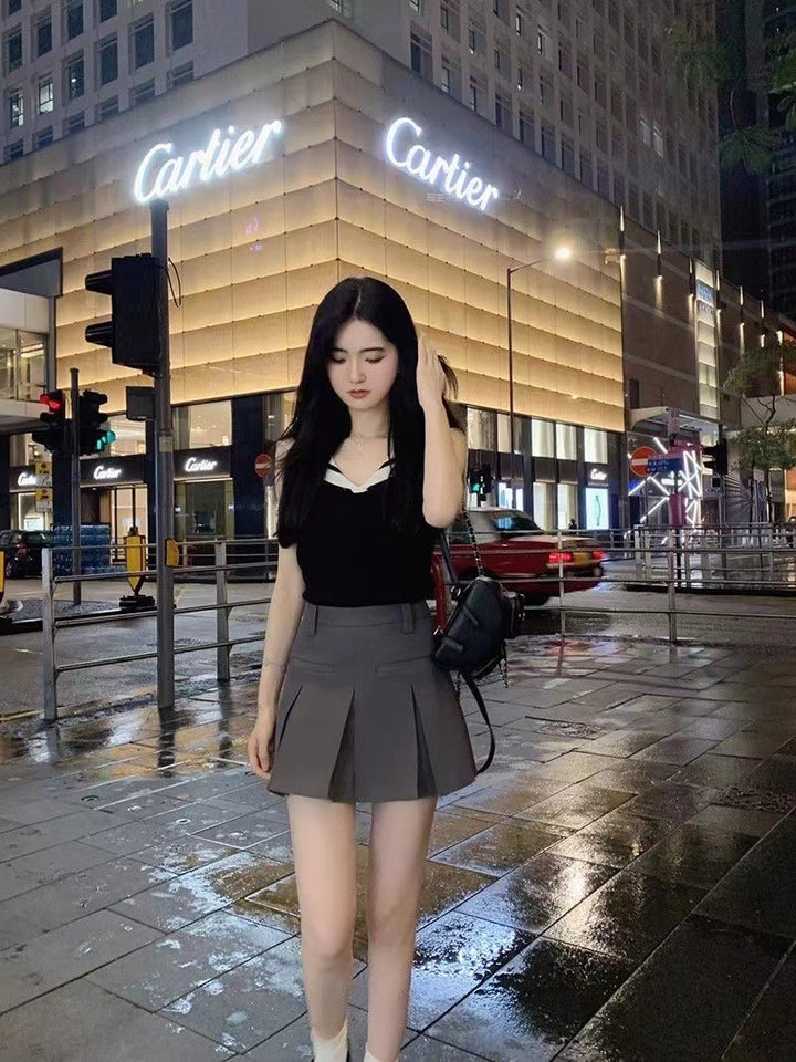 Women Black Sweetheart Neck Top