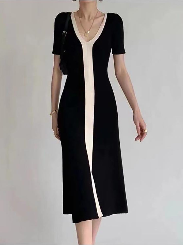 women solid A-Line Midi Dress
