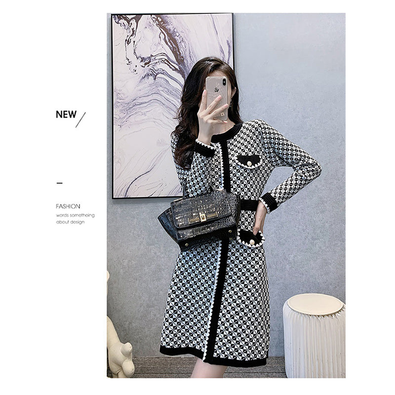 Black & White Geometric Printed A-Line Dress