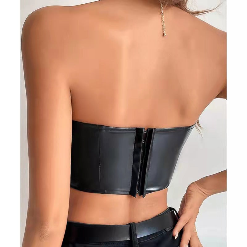 Women Solid Sweetheart Neck Crop Top