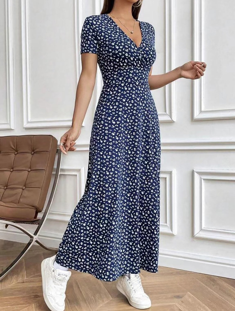 Floral Printed Fit & Flare V-Neck Midi Dress