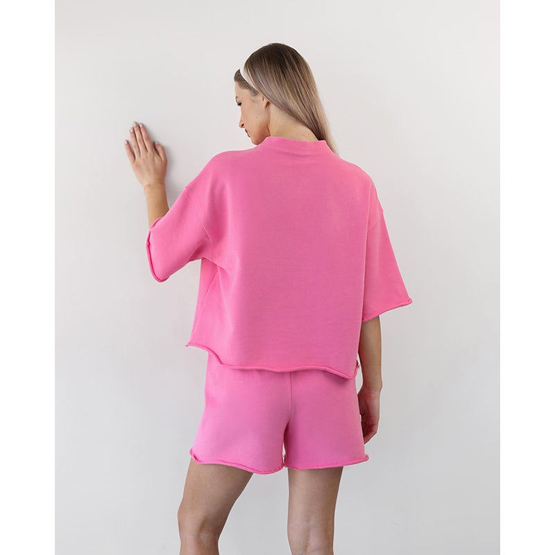 Fuchsia Round Neck T-shirt and Mid Rise Shorts