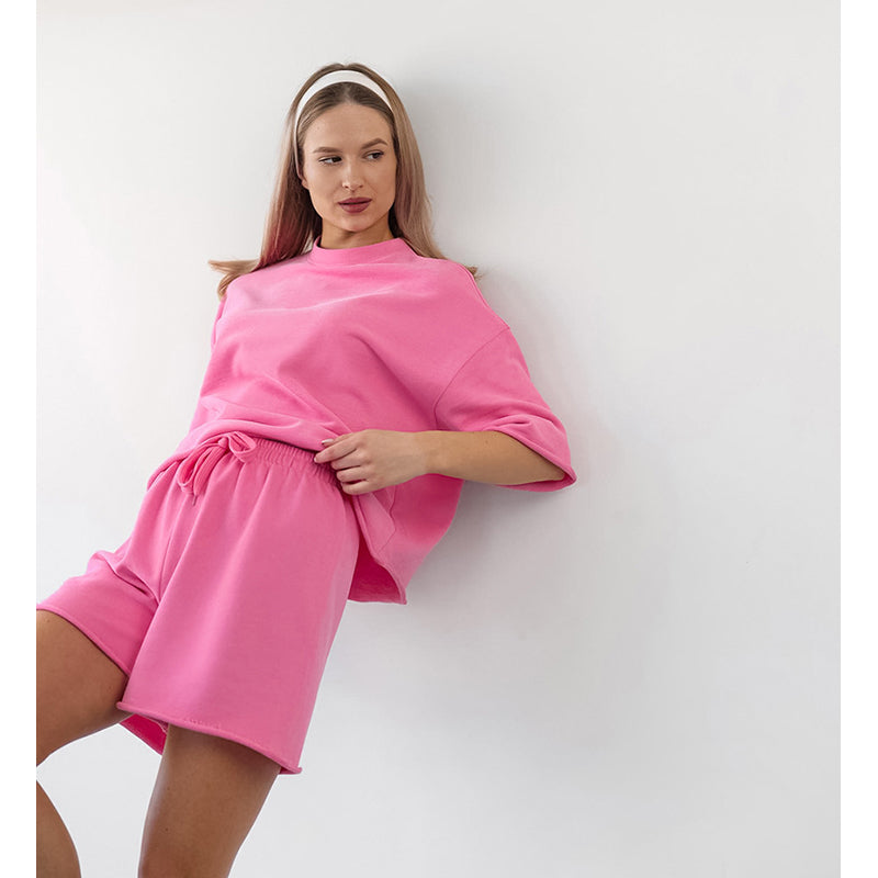 Fuchsia Round Neck T-shirt and Mid Rise Shorts