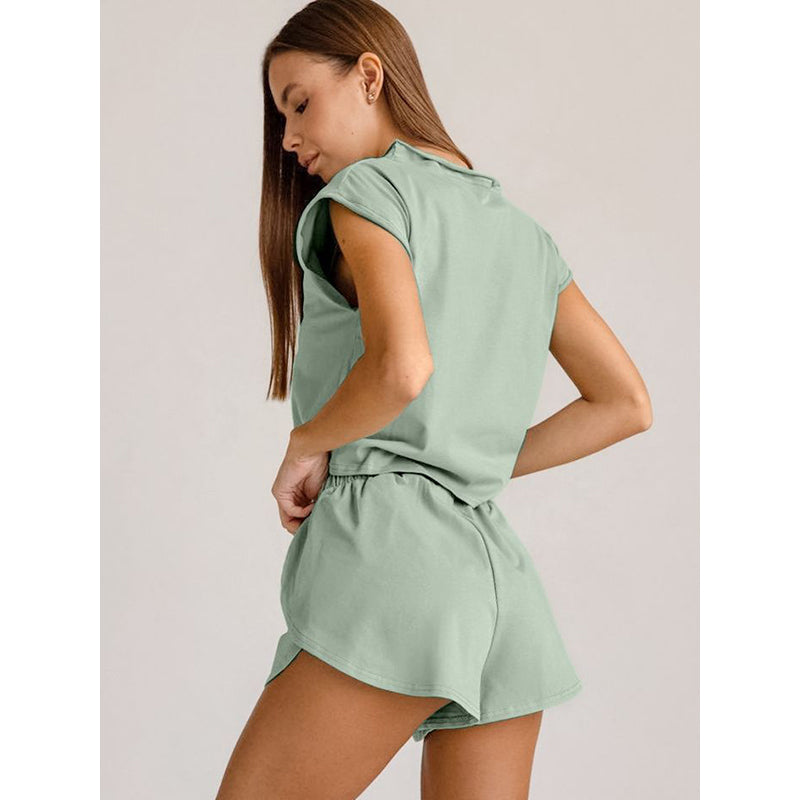Green Extended Sleeves Top & Shorts