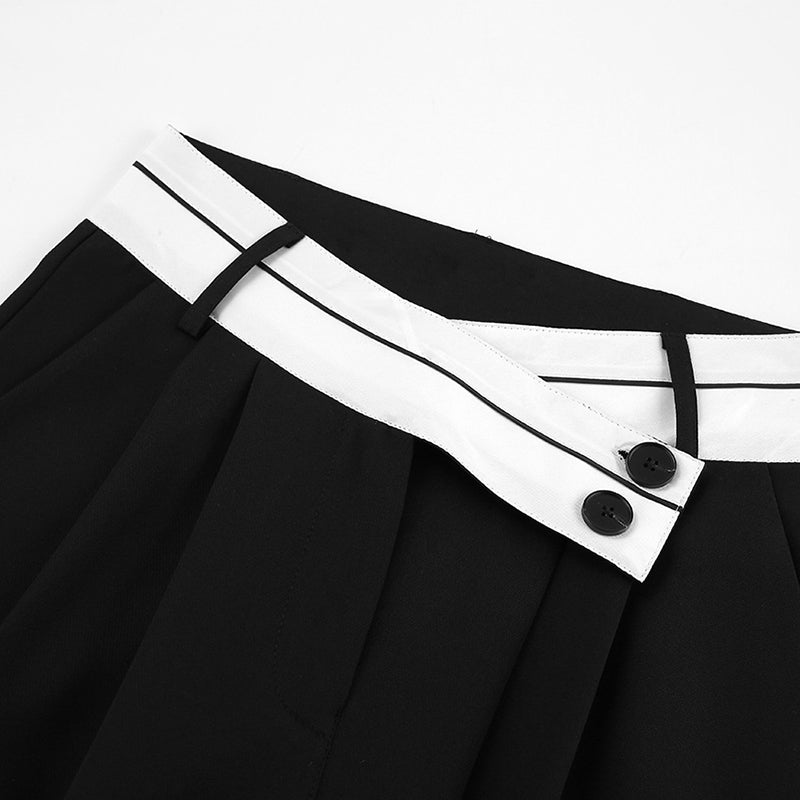 Women Black Loose Fit Mid Rise Trousers With Belt