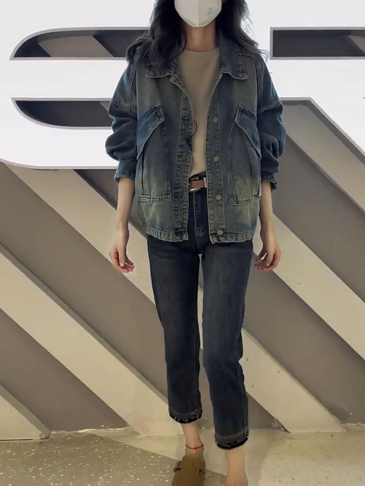 Women Spread Collar Denim Jacket