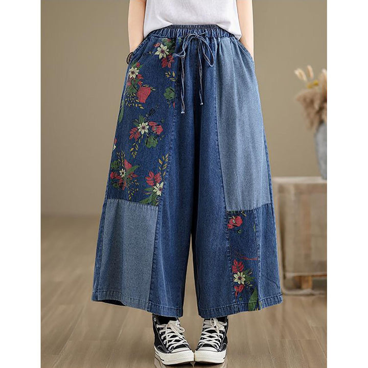 Women Mid-Rise Flared Jeans