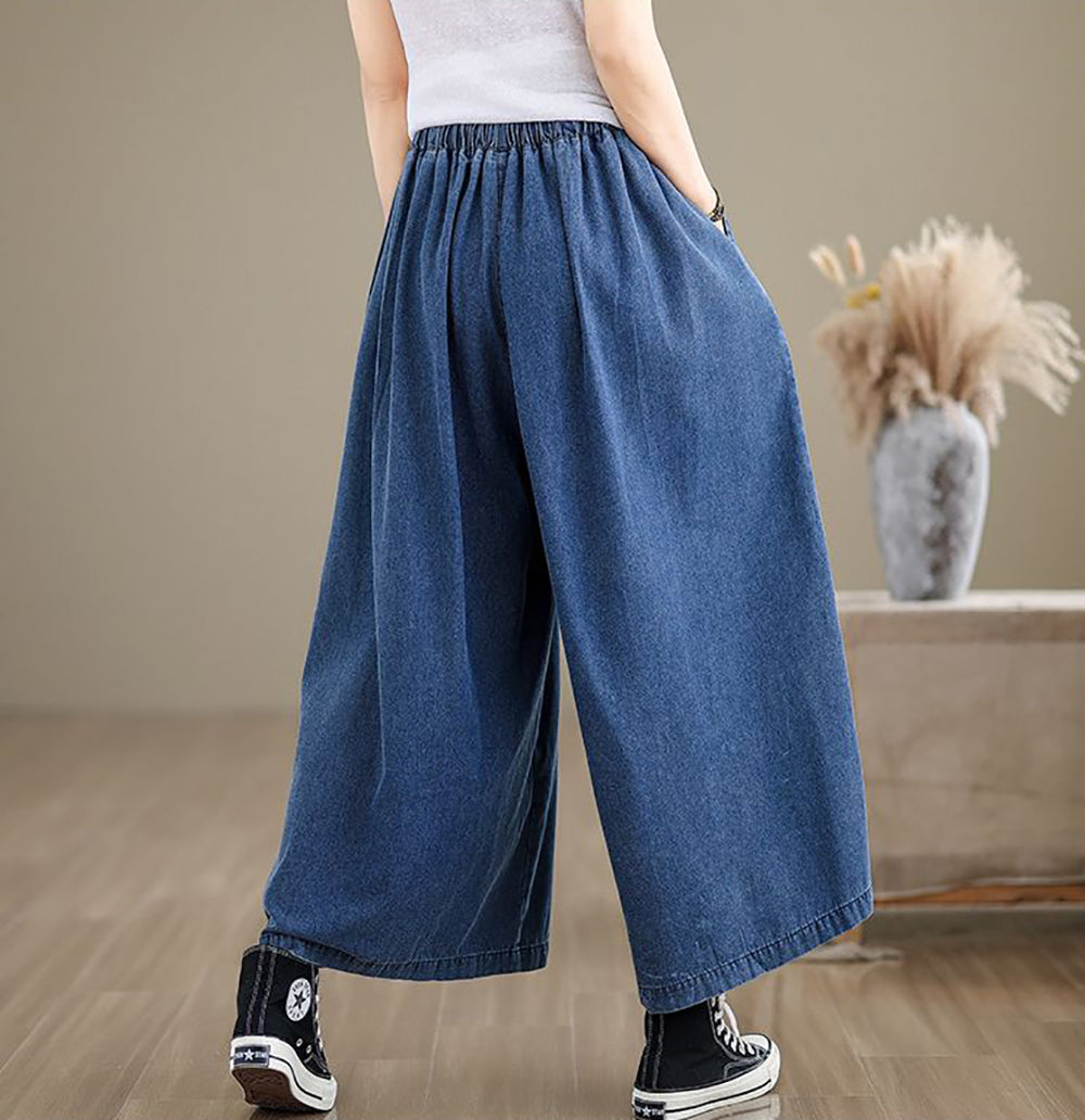 Women Mid-Rise Flared Jeans
