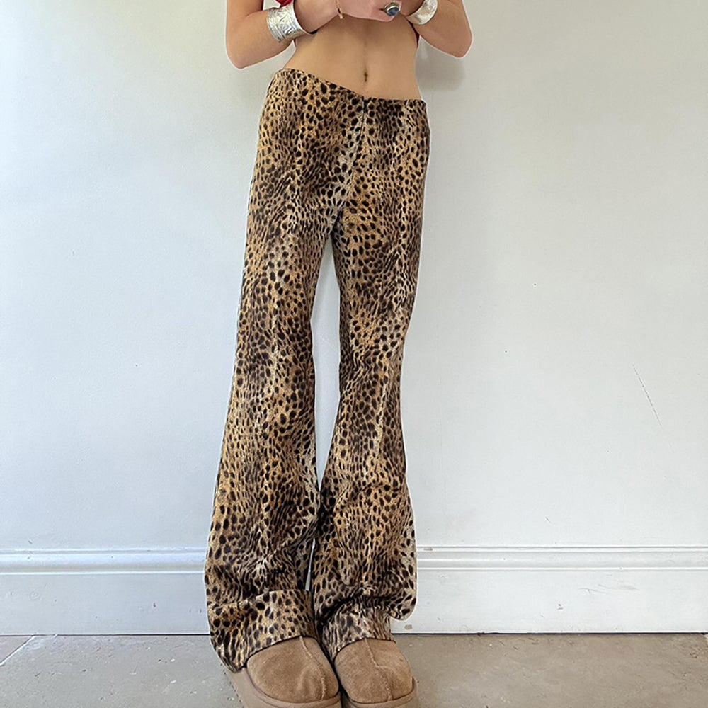 Women Animal Printed Loose Fit Easy Wash Pleated Trousers