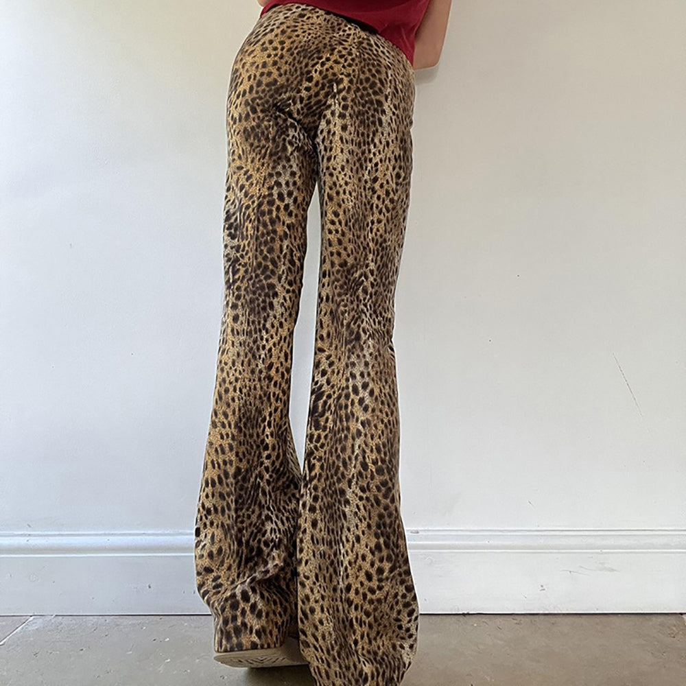 Women Animal Printed Loose Fit Easy Wash Pleated Trousers