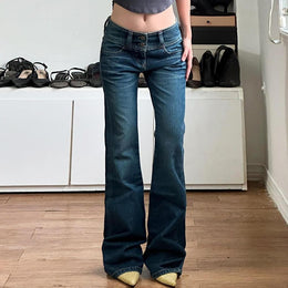 Women Light Fade Mid-Rise Mom Fit Jeans