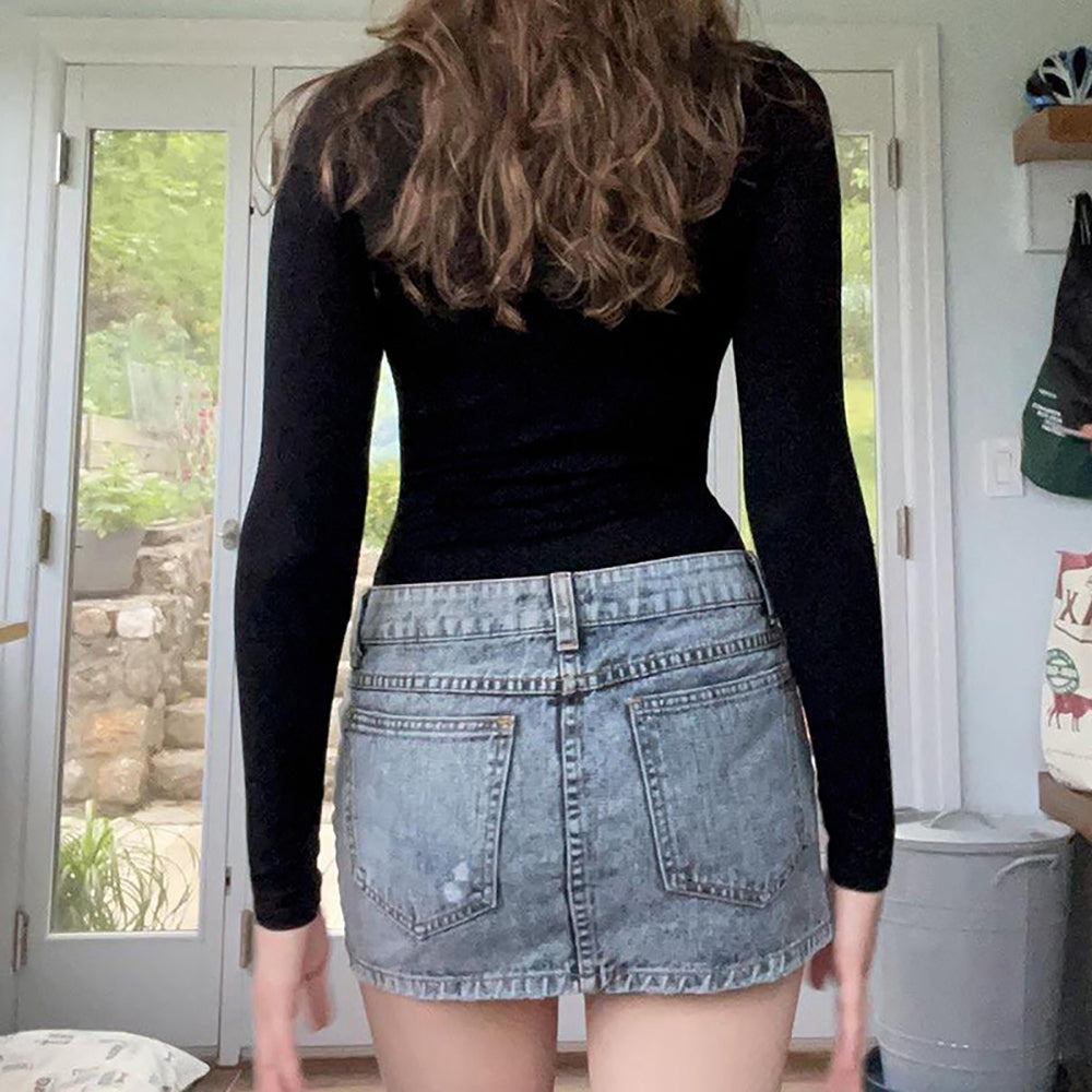 Women Scoop Neck Fitted Top