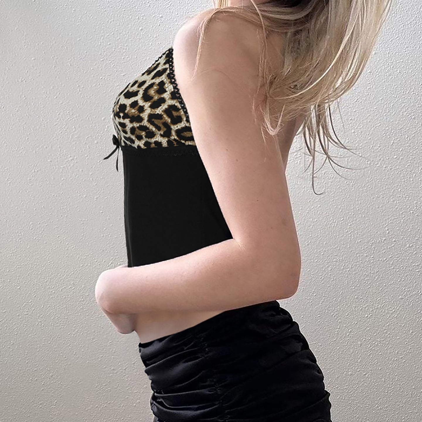 Women Animal Print Halter Neck Crop Top