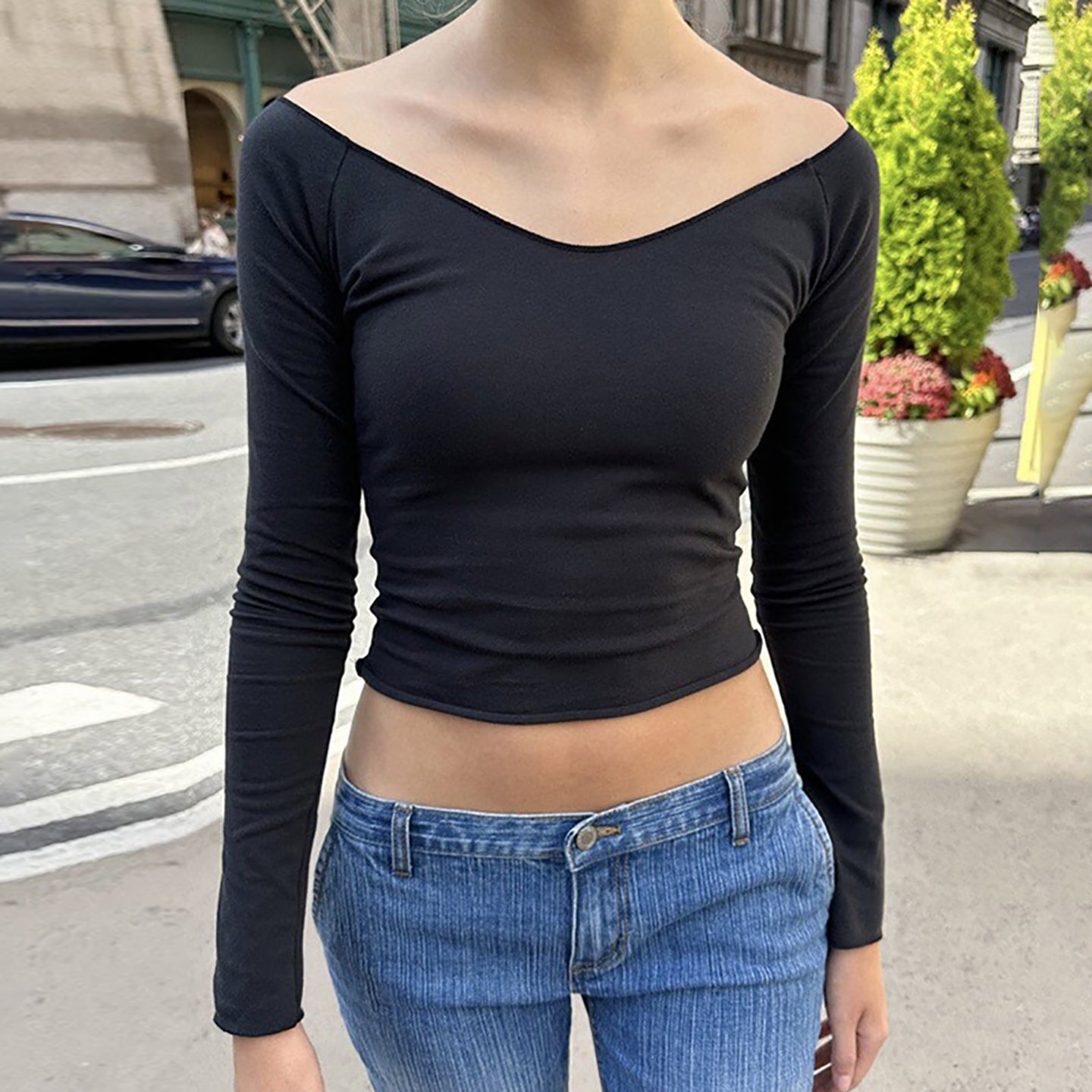 Women Solid V-Neck Top