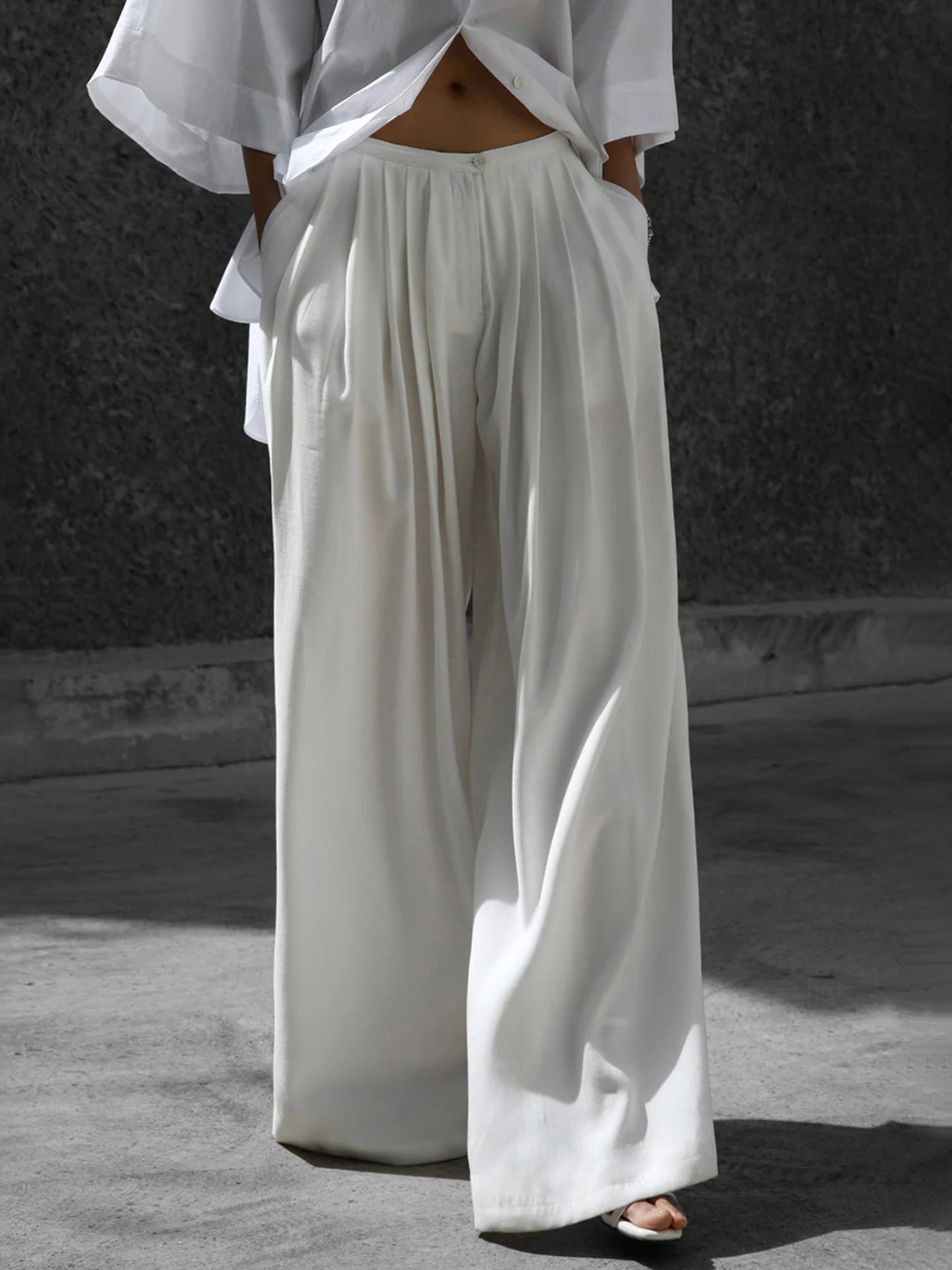 Women Loose Fit Easy Wash Pleated Wide Leg Trousers