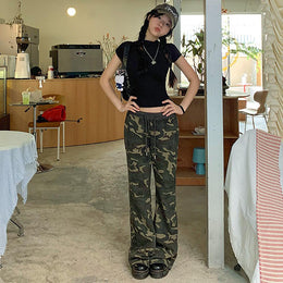 Women Camouflage Printed Loose Fit Easy Wash Trousers