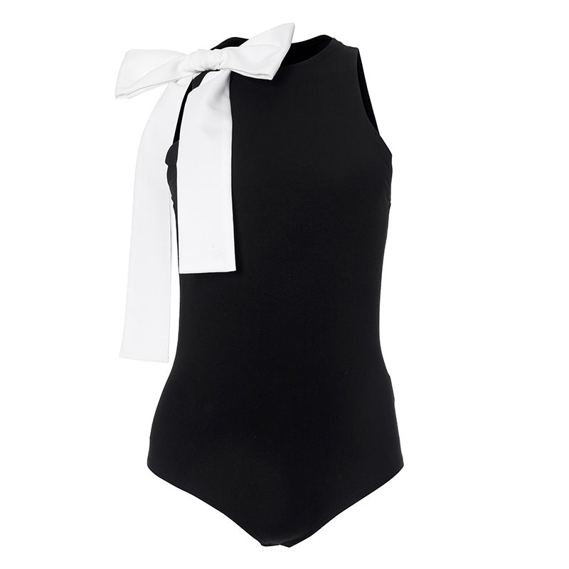 Tie-up Neck Top