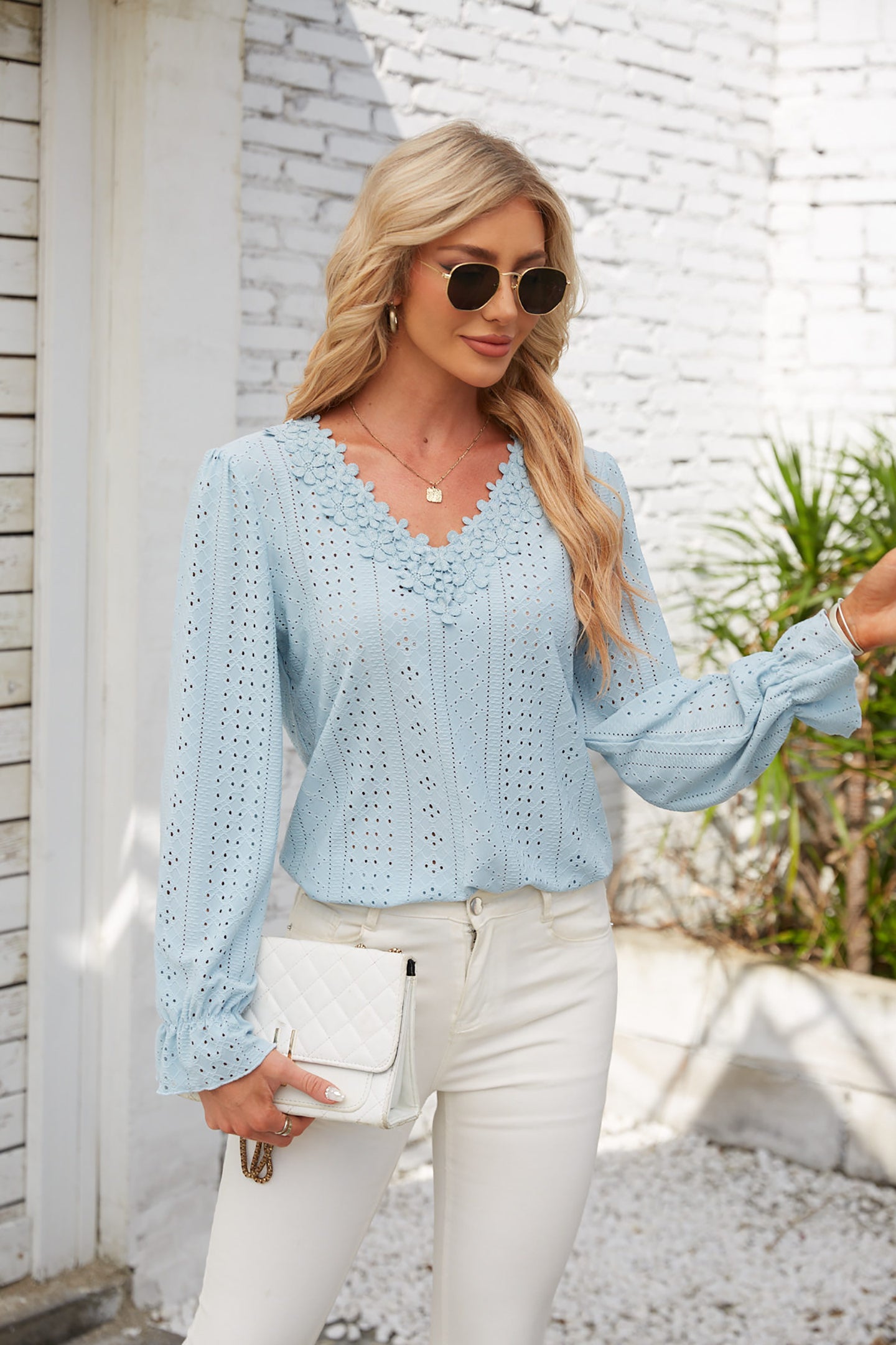Women Embroidered Puff Sleeves Top