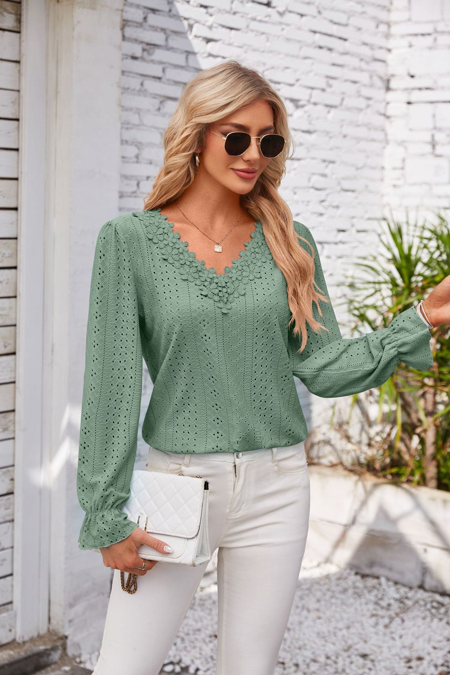 Women Embroidered Puff Sleeves Top