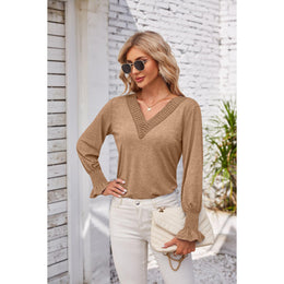 Women V-Neck Applique Peplum Top