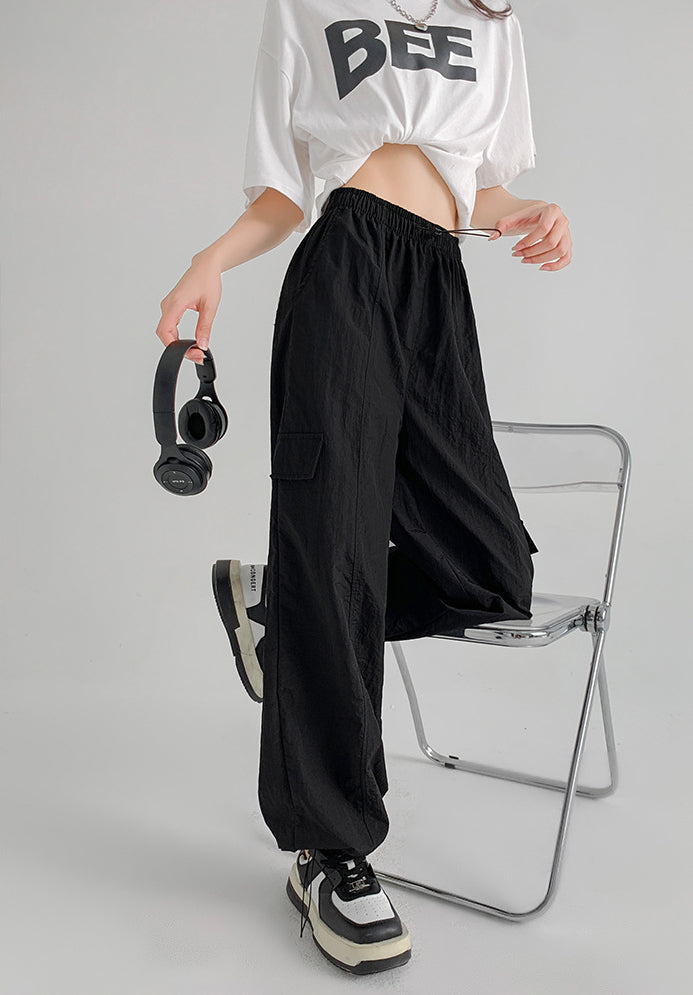 Women Loose Fit Wrinkle Free Cargos Trousers