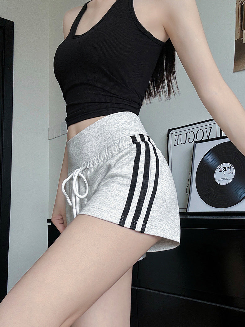 Women Regular Fit Mid-Rise Regular Shorts