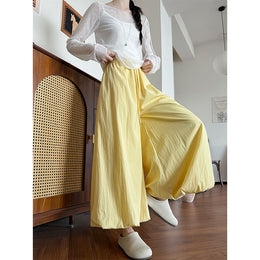 Women Solid Loose Fit Mid-Rise Pleated Culottes Trousers