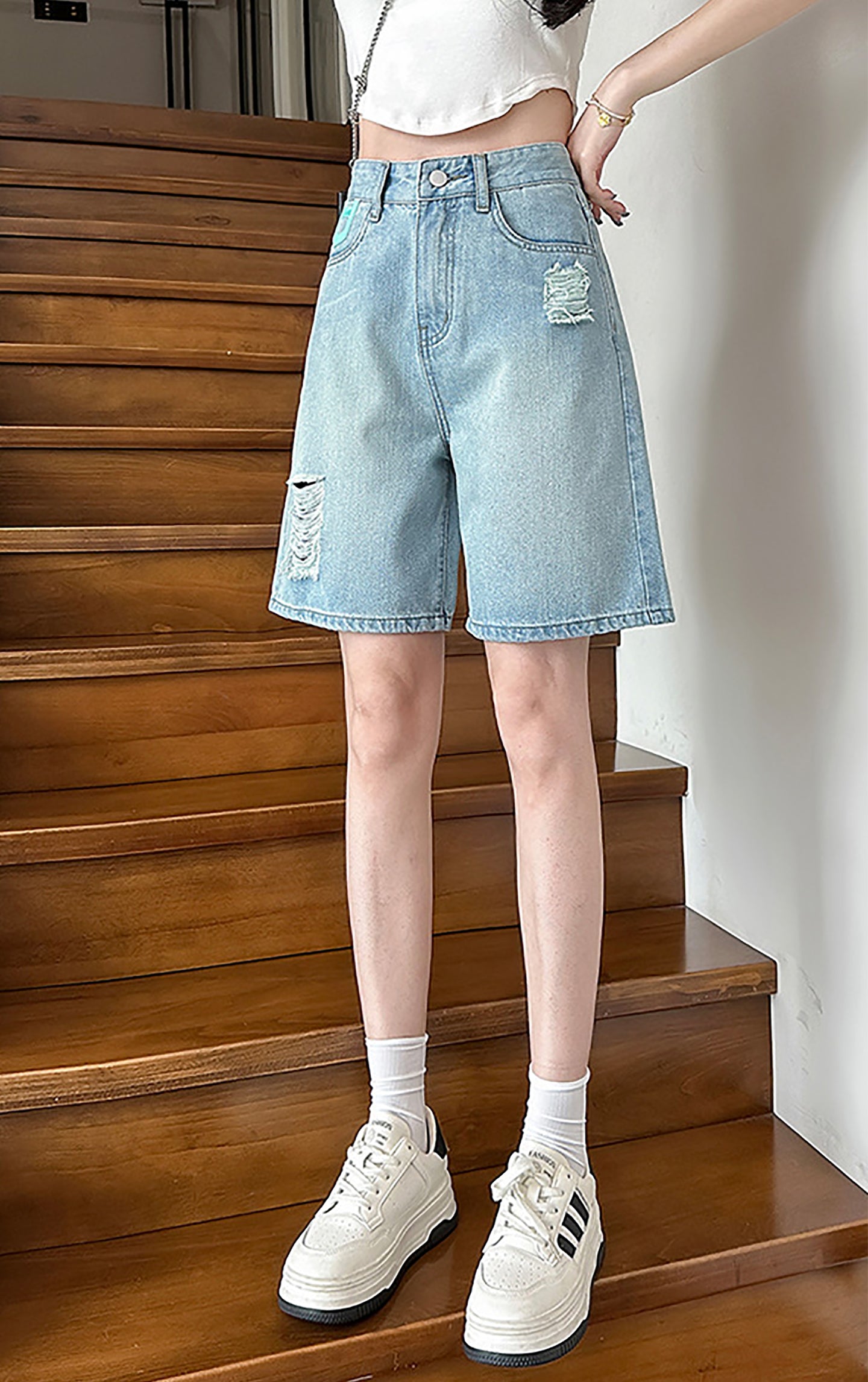 Women Washed Ripped Denim Shorts