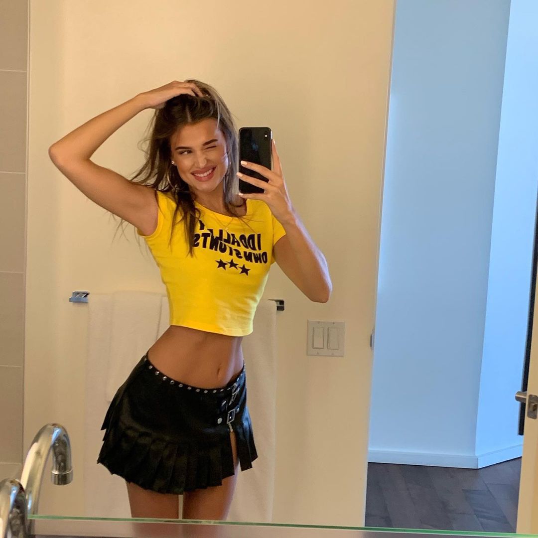 Typography Printed Round Neck Crop Top