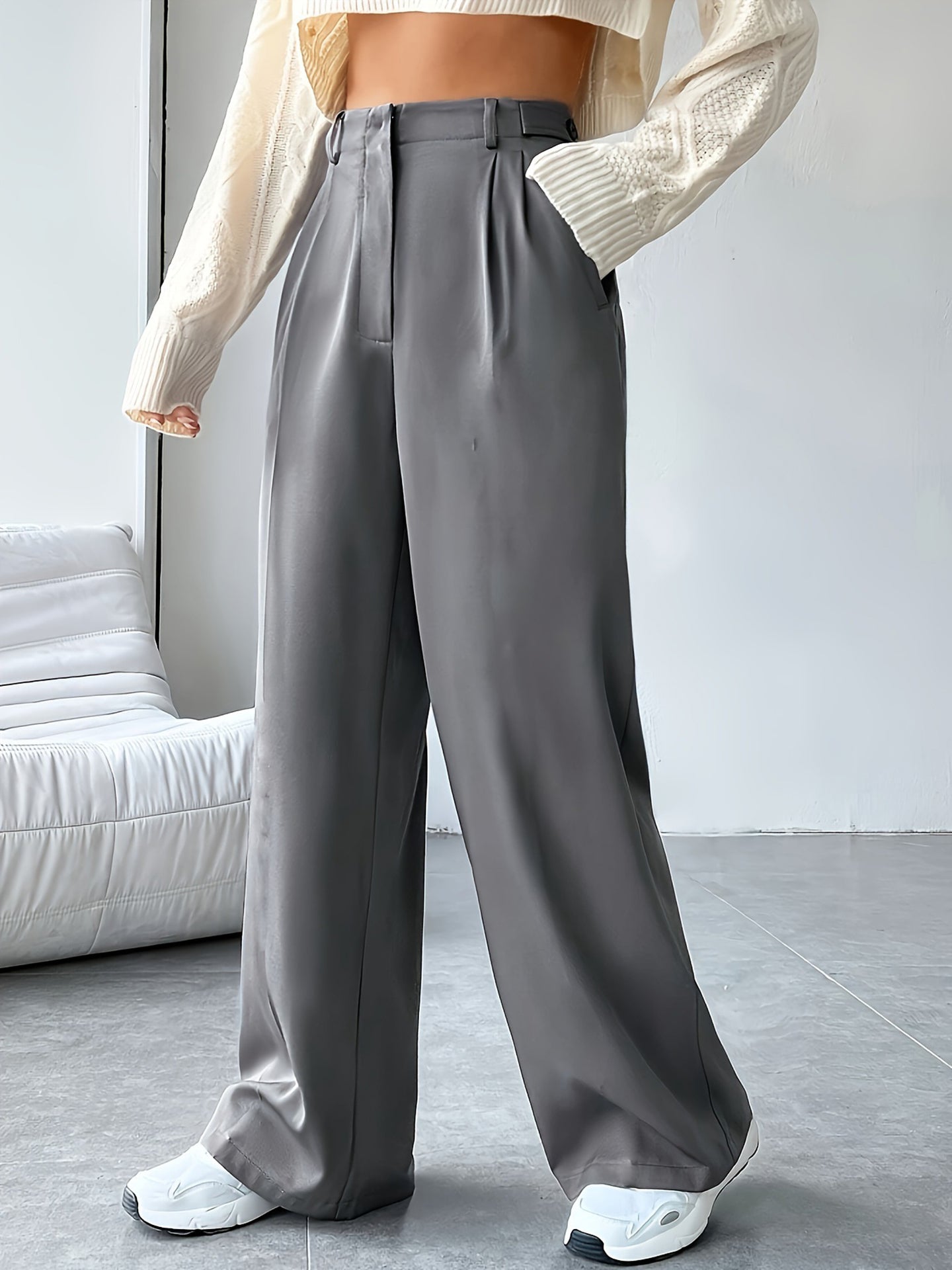 Women Solid Regular Fit Mid-Rise Formal Trousers