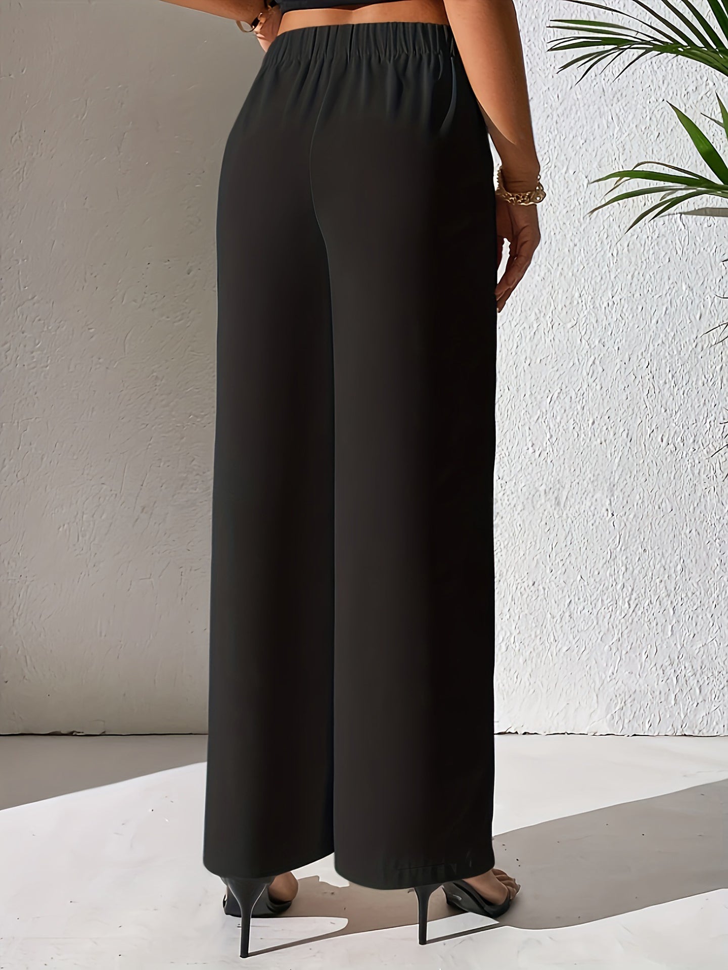 Women Solid Regular Fit Mid-Rise Formal Trousers