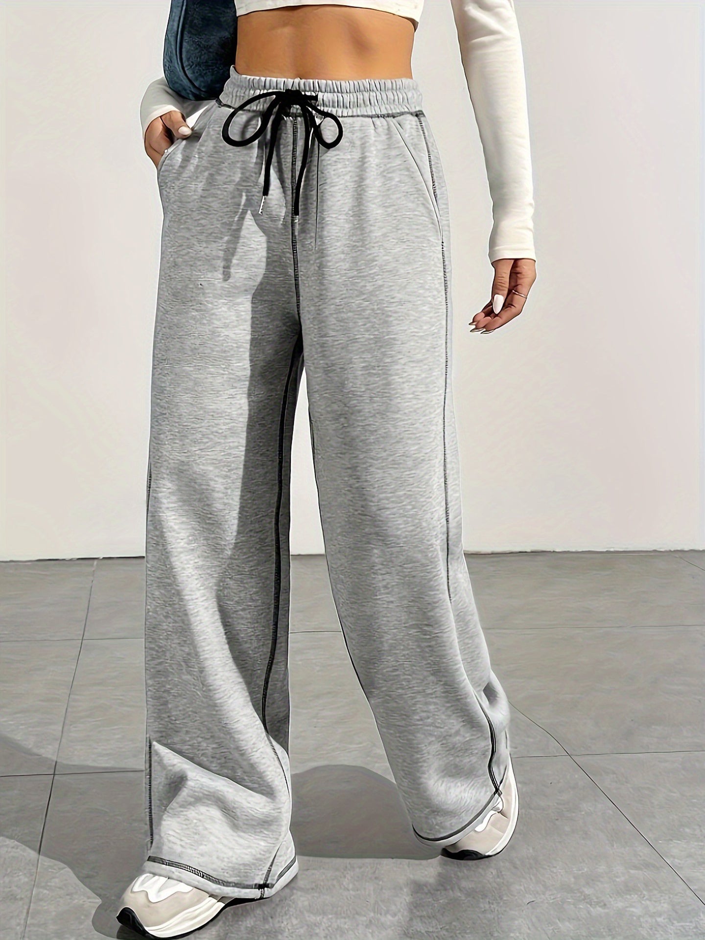Women Loose Fit Mid-Rise Joggers