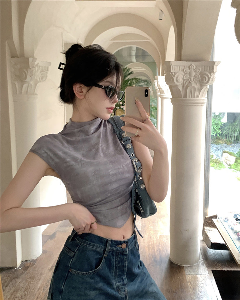 Women Solid Round Neck Top