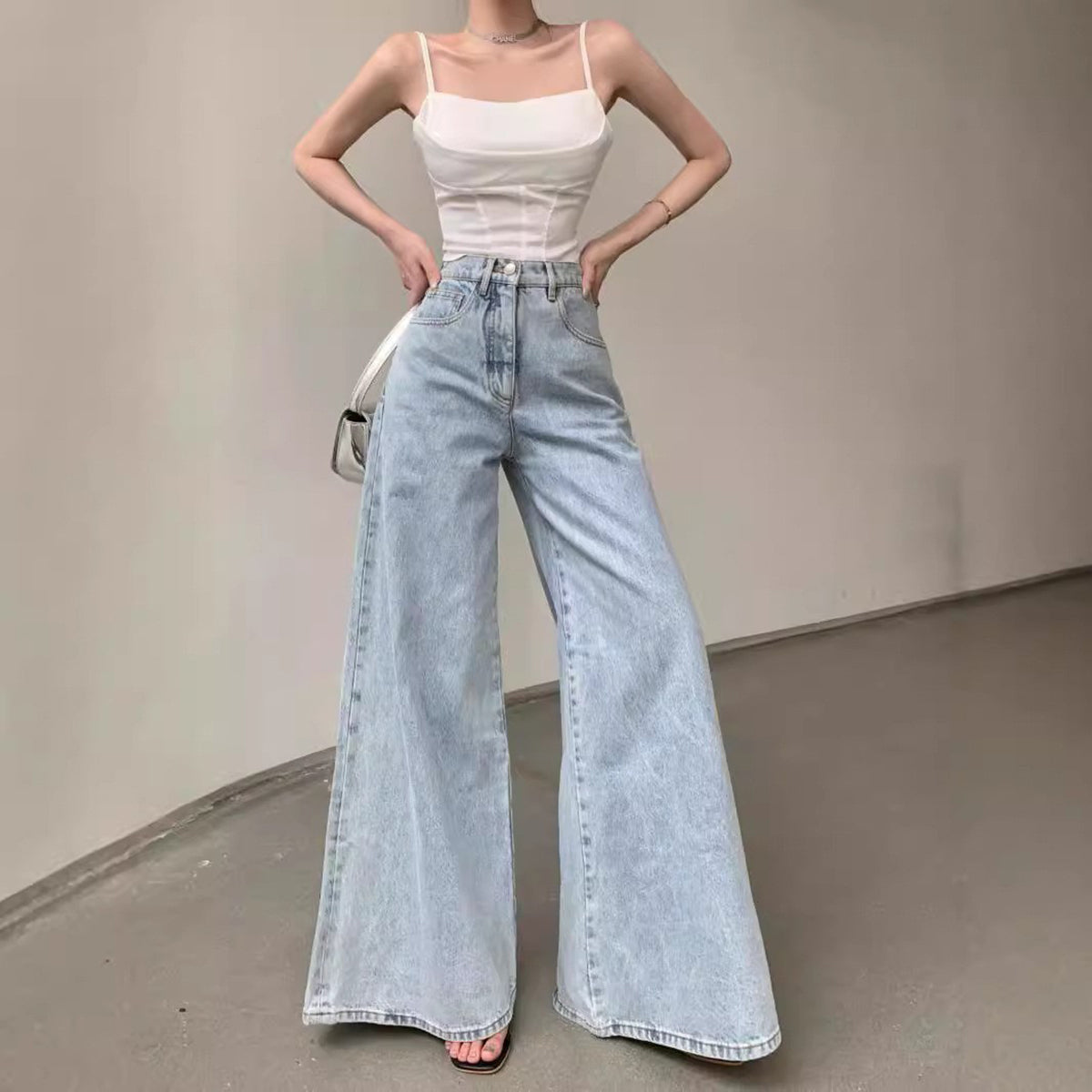Women Wide Leg Heavy Fade Jeans