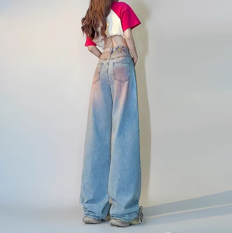 Women Relaxed Fit Light Fade Jeans