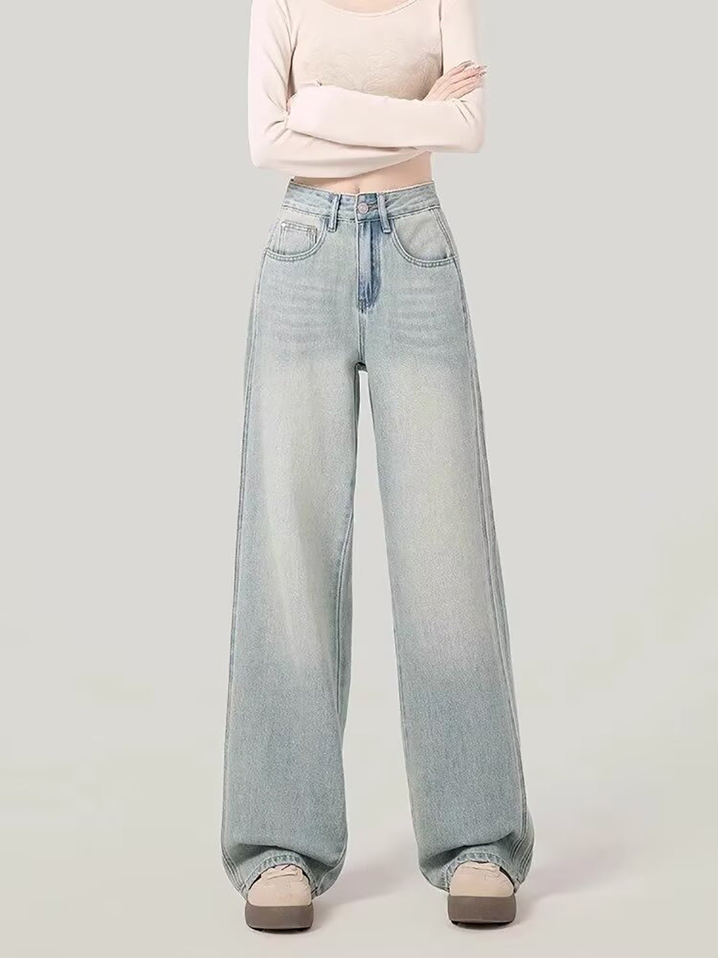 Women Straight Fit Light Fade Jeans