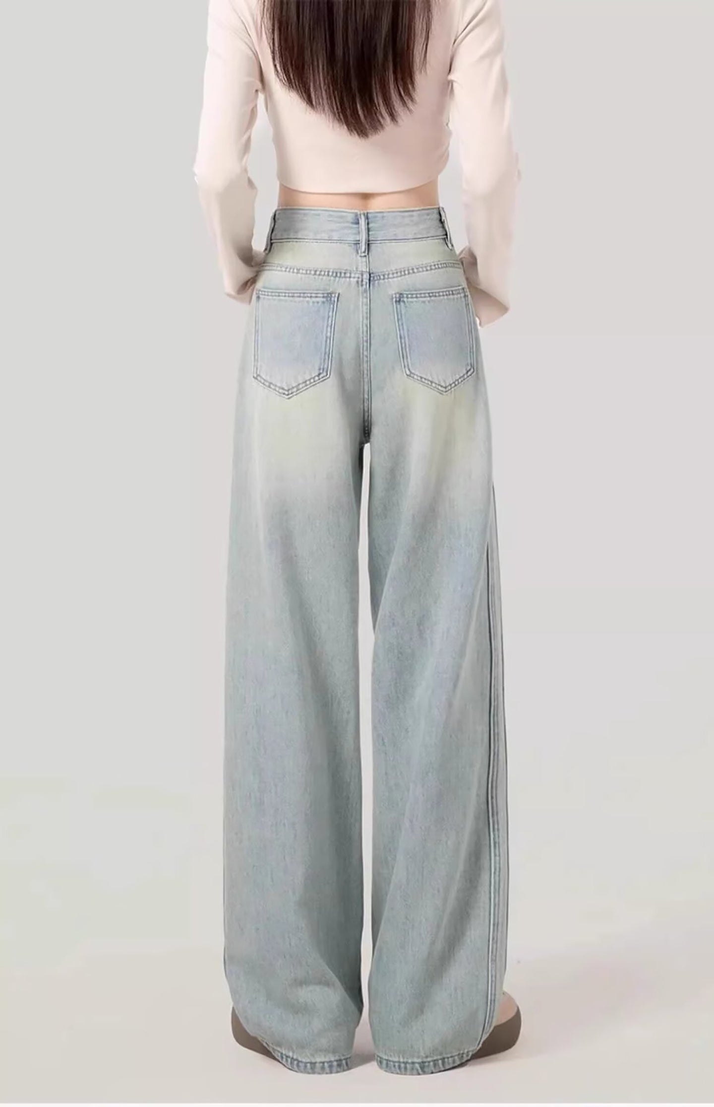Women Straight Fit Light Fade Jeans
