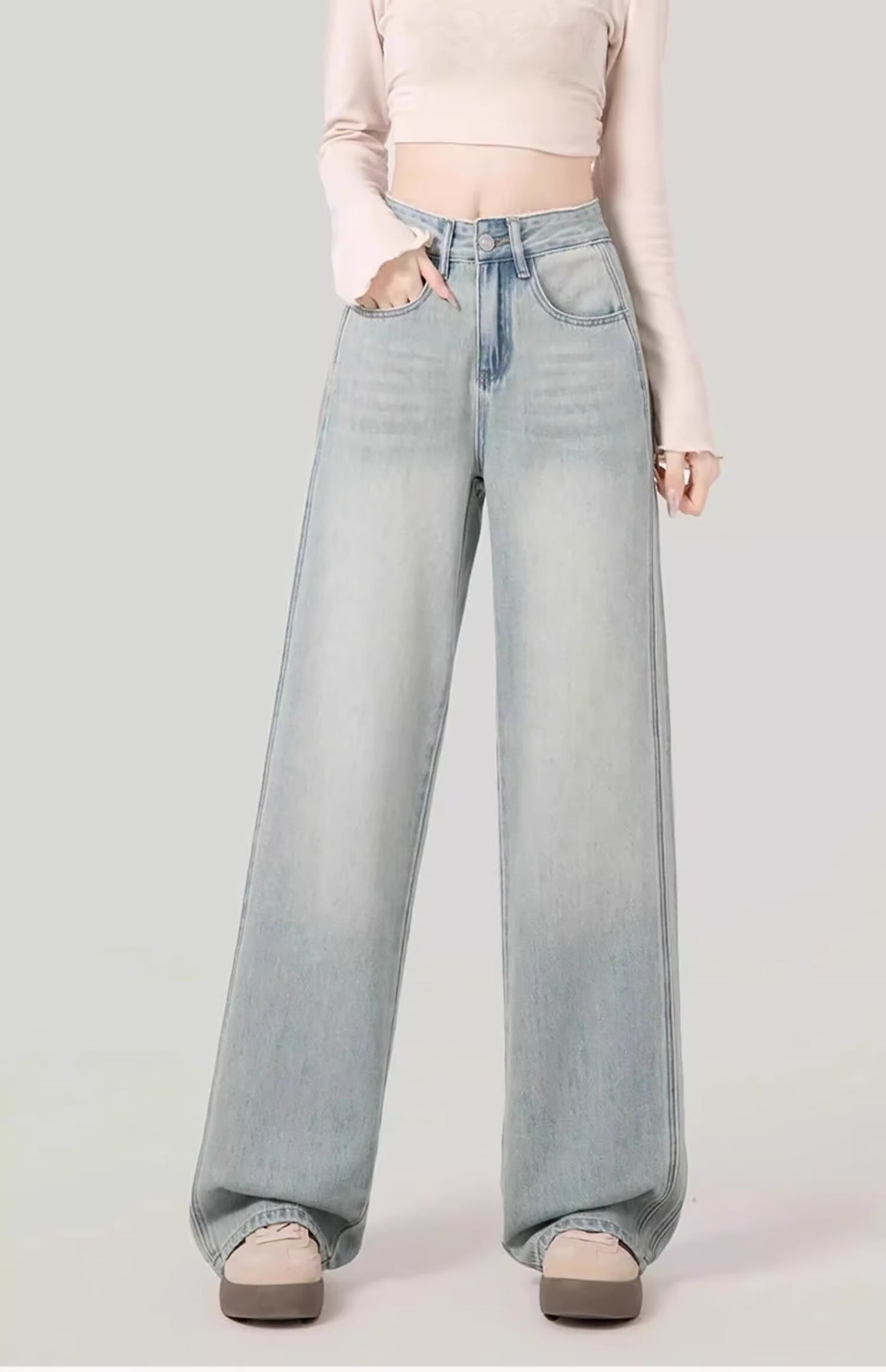 Women Straight Fit Light Fade Jeans