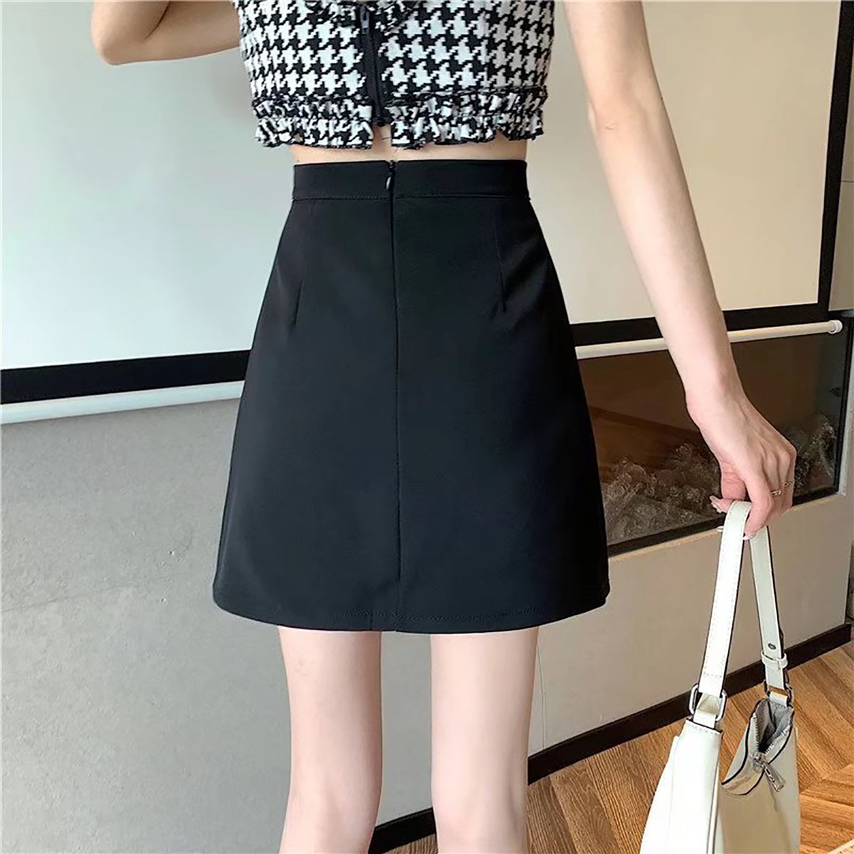 Women Solid A-Line Mini Skirt