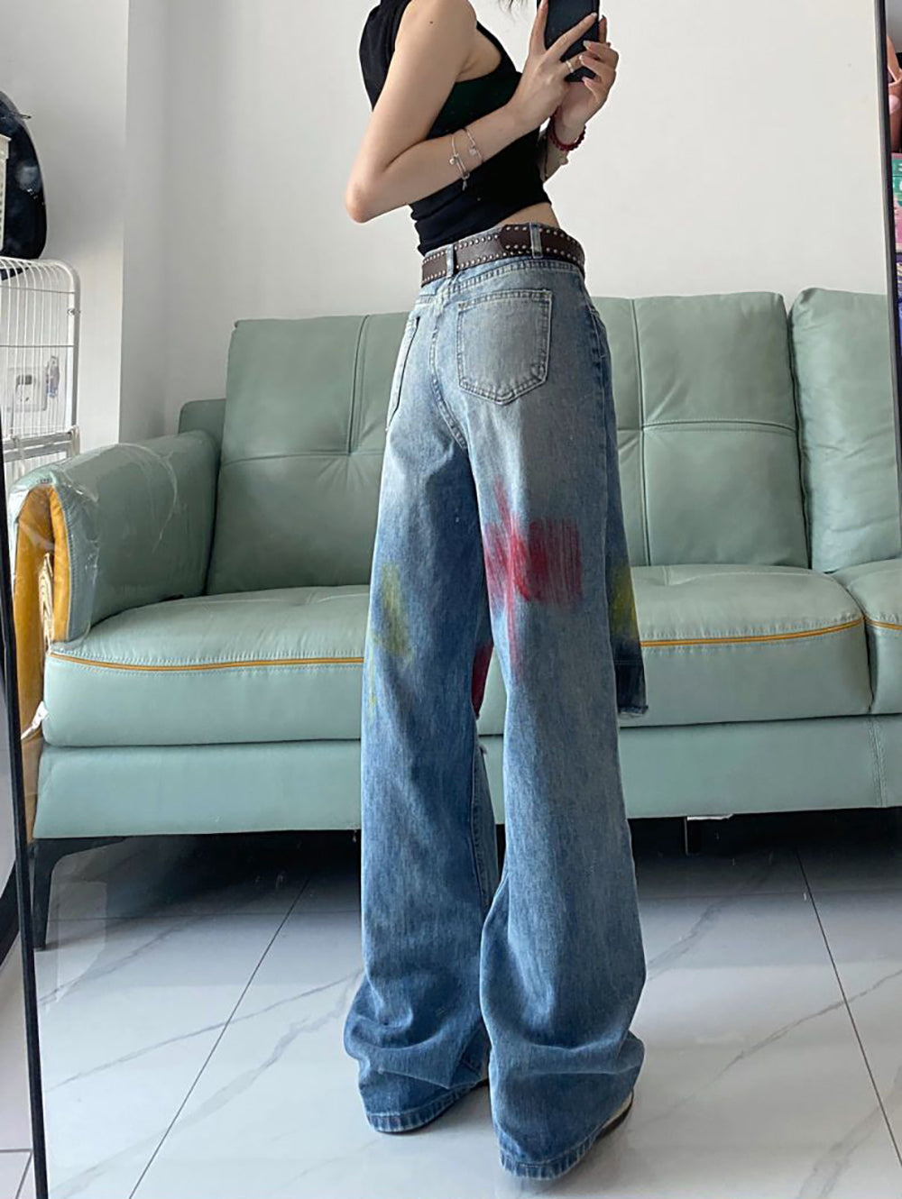 Mid-Rise Relaxed Fit Jeans