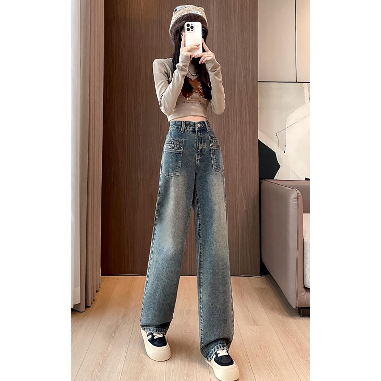 Mid-Rise Mom Fit Jeans