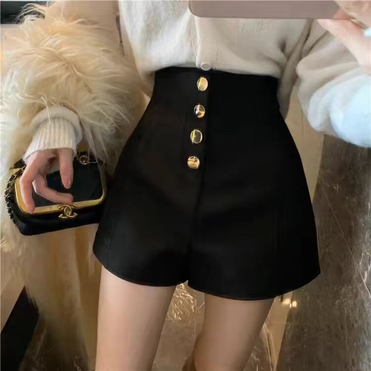 Women Mid-Rise Hot Pants Shorts
