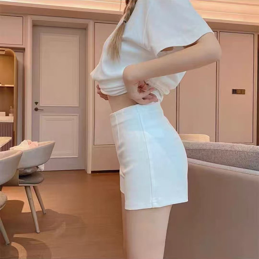 Solid Mid-Rise Regular Shorts