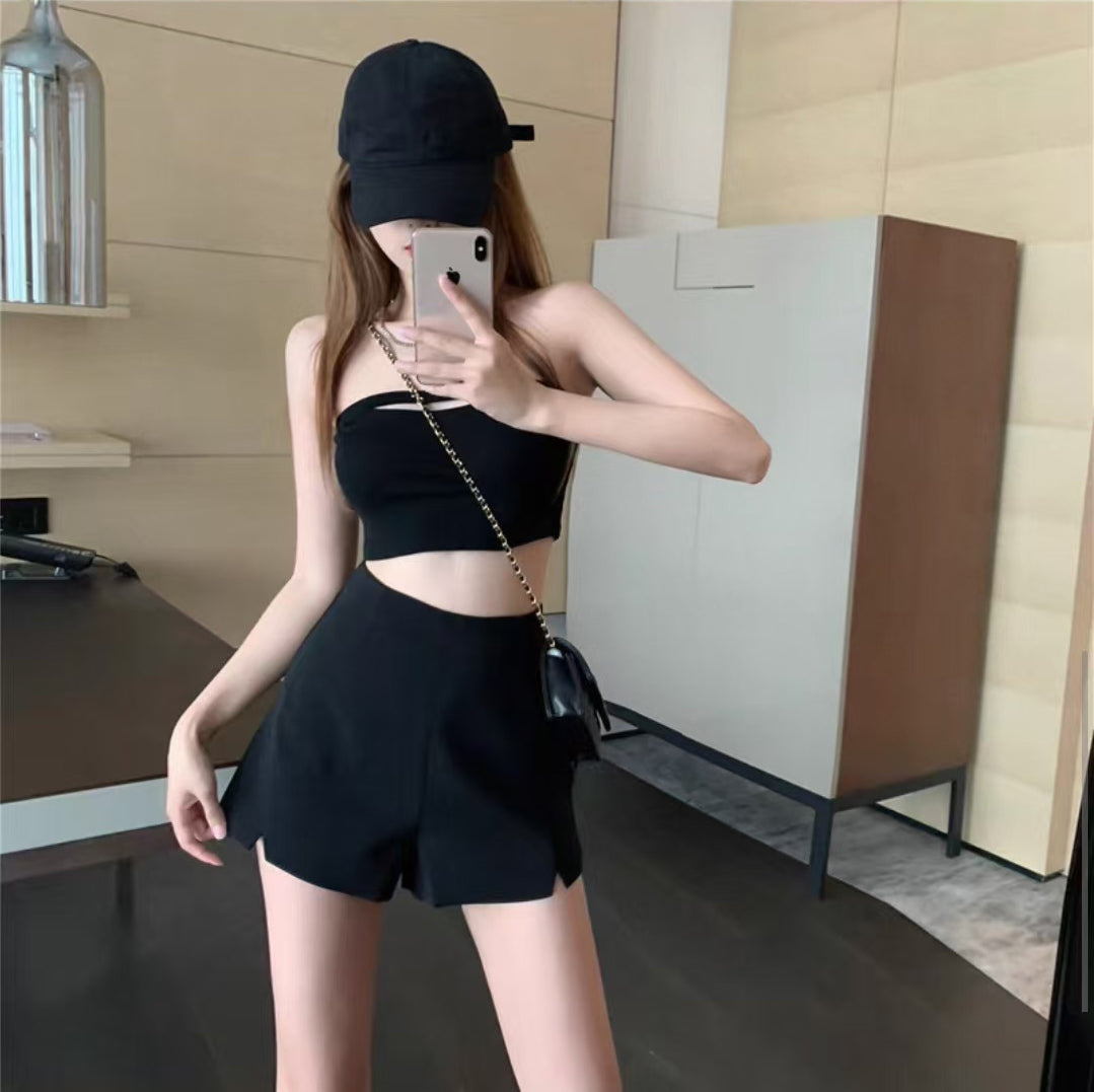 Solid Mid-Rise Hot Pants