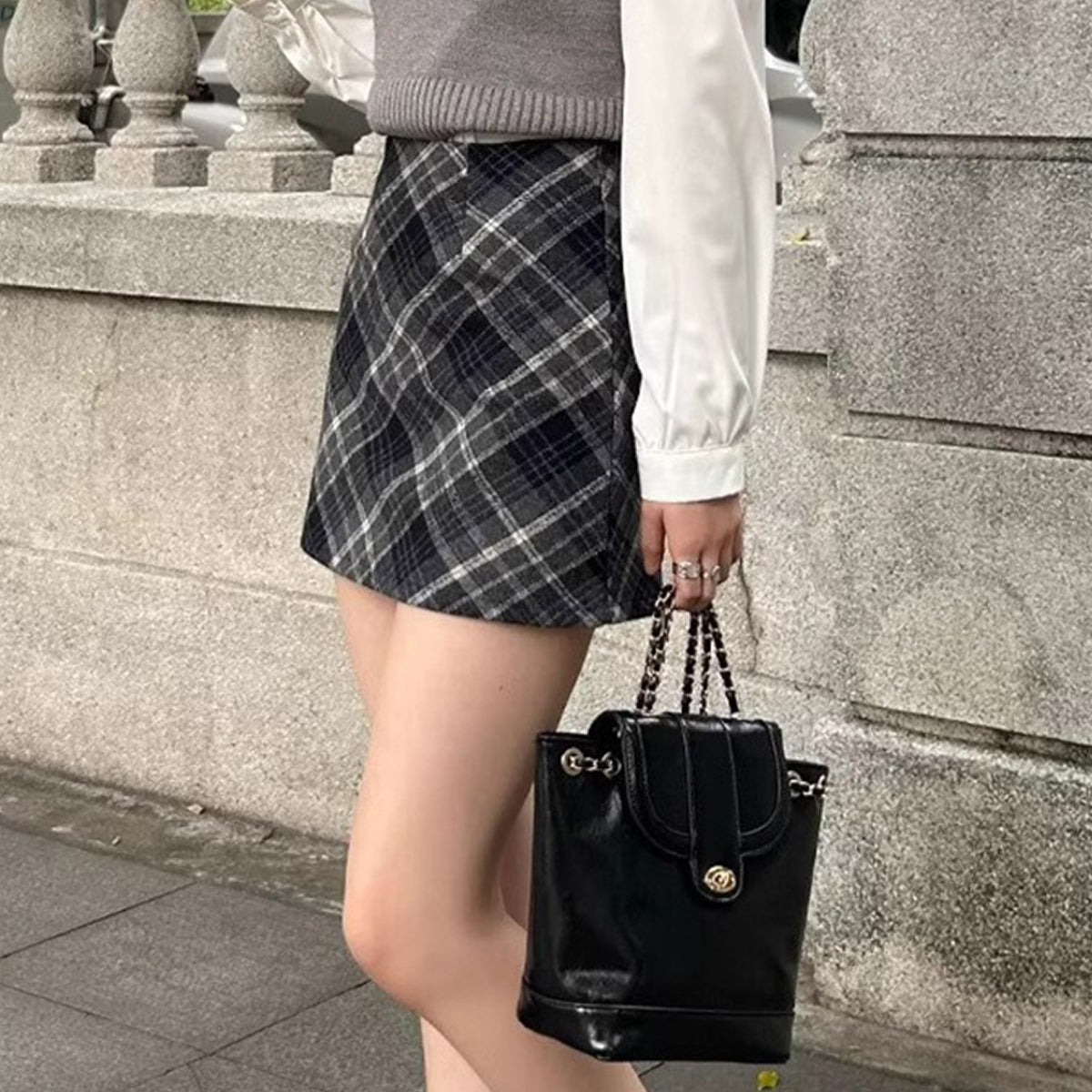 Women Checked Pencil Mini Skirt